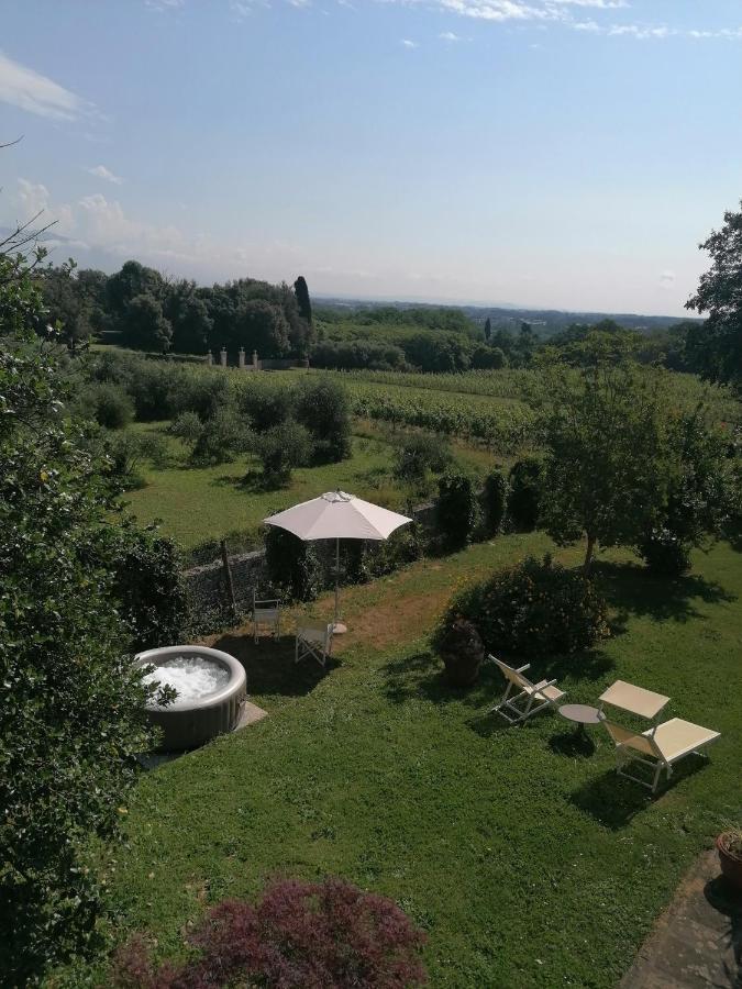 La Vedetta Apartment Лука Екстериор снимка